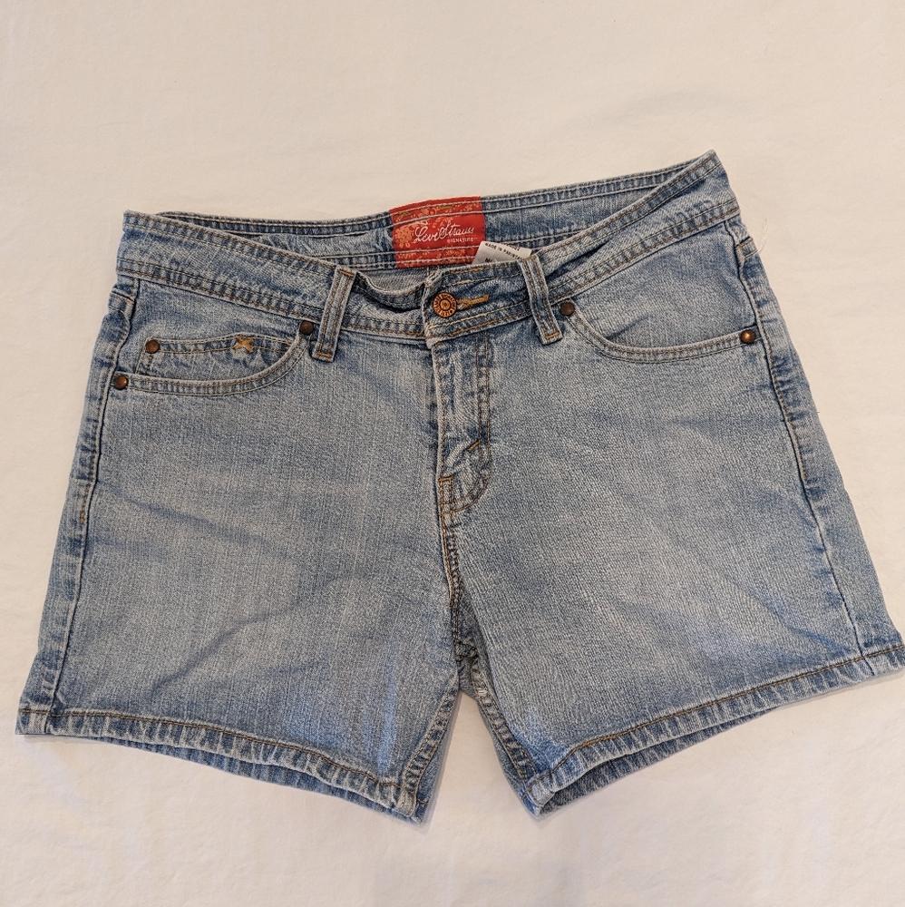 VINTAGE LEVIS Denim Shorts Y2K